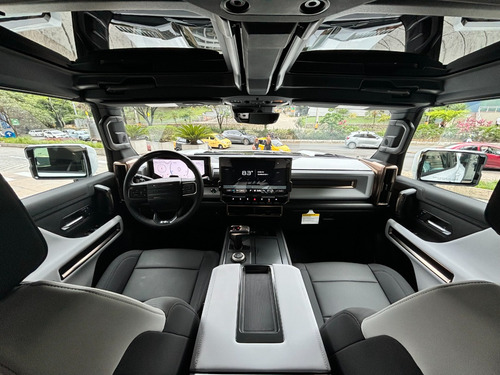 Hummer Ev