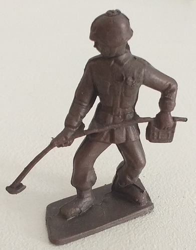 Imagen 1 de 7 de Figura Aleman Barreminas Soldadito Plastico Retro Vintage