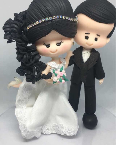 Topo De Bolo De Casamento Em Biscuit - Casal Tradicional