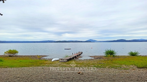 Terreno Con Vista Al Lago Panguipulli Y Acceso A P...