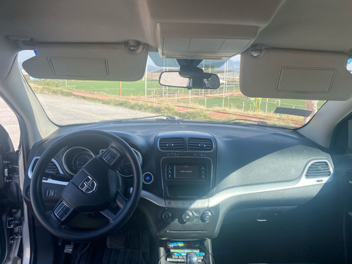 Dodge Journey 2.4 SE 7 PASAJEROS