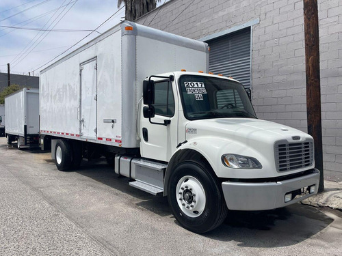 Freightliner M2 106