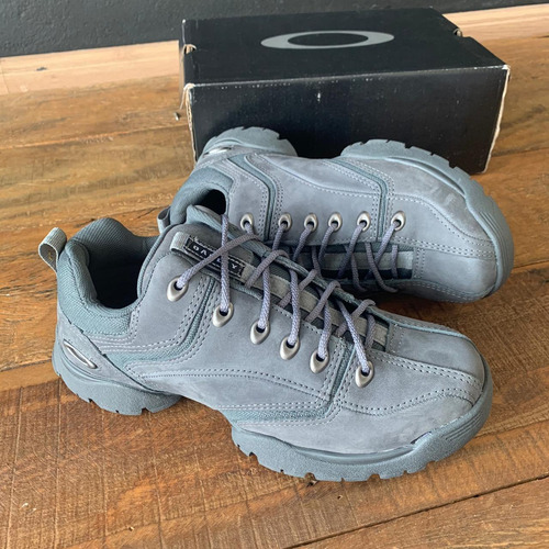 Tênis Couro Oakley Masculino
