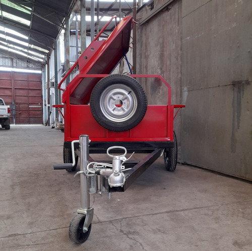 Carro De Arrastre Mediano Con Tapa