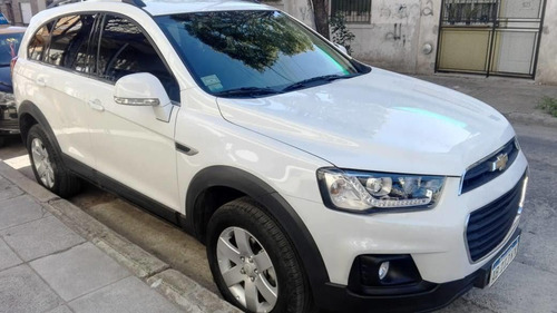 Imagen 3 de 10 de Chevrolet Captiva 2.4 Ls 167cv 2017