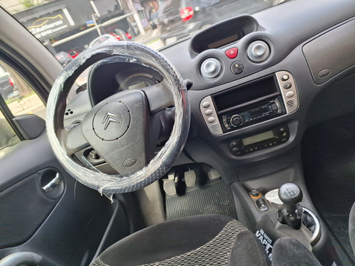 Citroën C3 1.4 8v Exclusive Flex 5p