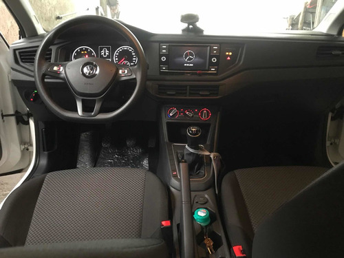 Imagem 10 de 12 de Volkswagen Polo Mpi Manual 1.0