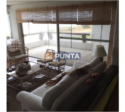 Imagen 18 de 22 de Apartamento A La Venta 3 Dormitorios