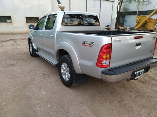 Toyota Hilux 3.0 Srv 4x2 2010