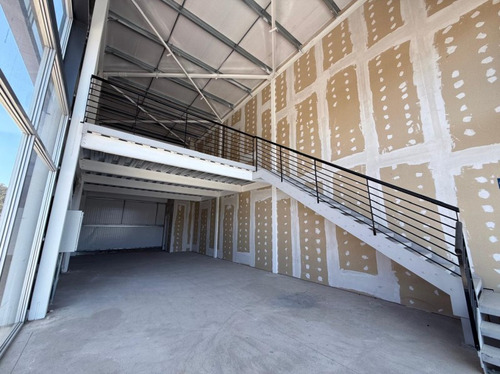 Arriendo Local 1 Al 2 Comercial En Boulevard 68