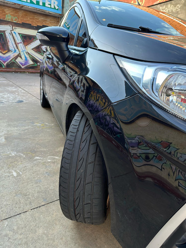 Ford Fiesta Kinetic 1.6 Se 120cv