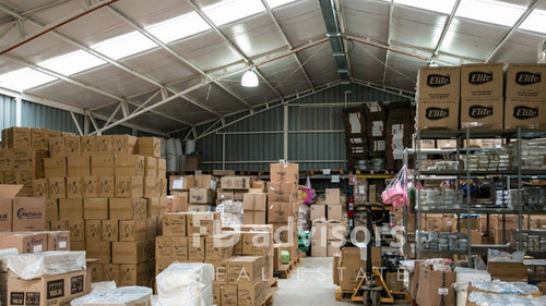 Arriendo De Bodegas En Centro Logístico 450 M2 - Ñuñoa