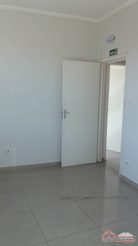 Imagem 13 de 15 de 7 Salas Para Escritório Com Wc E Cozinha No Centro D Jacareí - 9014