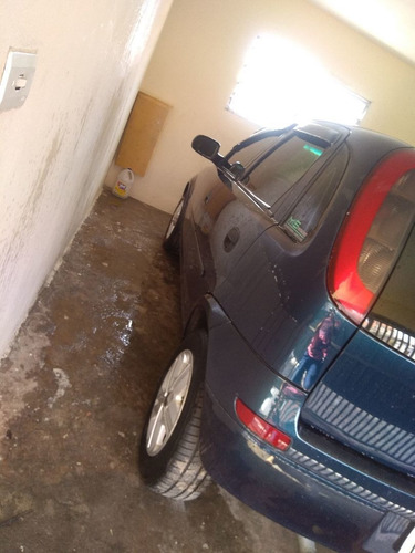 Imagem 3 de 3 de Chevrolet Corsa 2002 1.8 5p