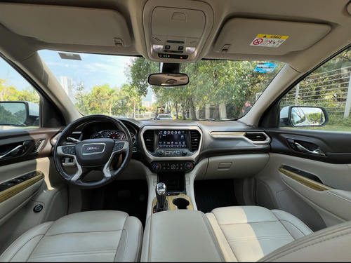 GMC Acadia 3.7 Denali At