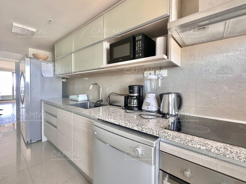 Imagen 12 de 18 de Apartamento De Tres Dormitorios Y Dependencia En Venta, Punta Del Este