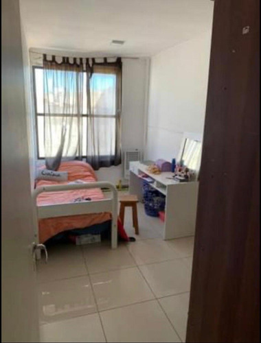 Imagen 7 de 9 de Departamento 4 Ambientes Con Balcón En Rivadavia Y Corrientes