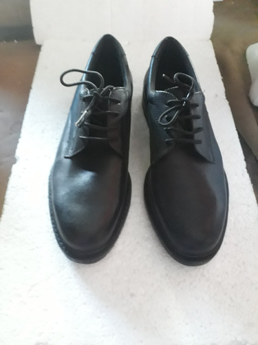 Zapato De Cuero Negro Renzo Carozzi Talla 41