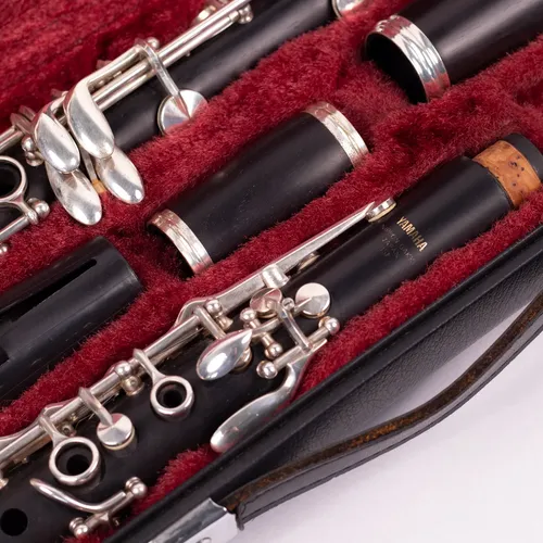 Clarinete Sib Semi Profissional Madeira Yamaha Japão Ycl451