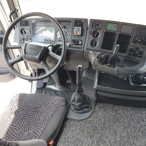 Imagem 12 de 15 de Caminhão Scania R124 420 Cavalo 6x2 Trucado 2008 - R420