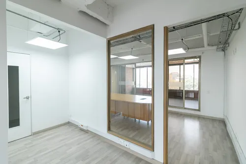 Oficina En Arriendo En El Nogal. Cod A1105004