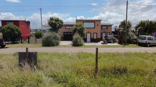 Terreno En Venta En Atlantida, Santa Clara Del Mar.