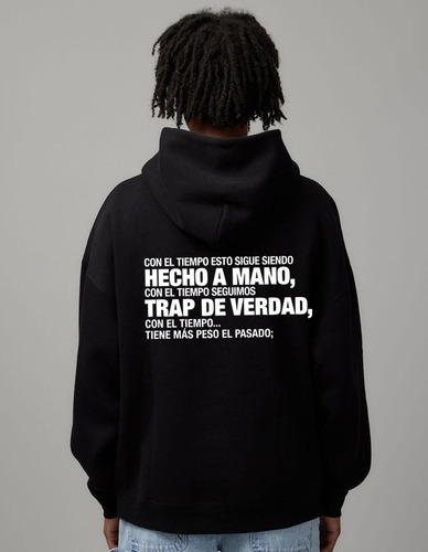 Buzo Ysy A Oversized Con El Tiempo Trap Urbano
