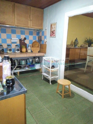 Imagen 15 de 23 de Casa Y Apto. En Balneario Zagarzazu
