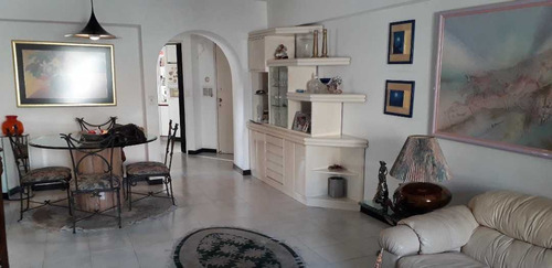 Imagen 3 de 17 de Se Vende Apto 110m2 3h/2b/4p Prados Del Este 5818