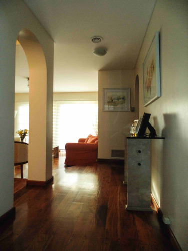 Imagen 3 de 24 de Venta Casa En Martínez Con Jardín Y Garaje