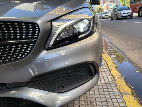 Mercedes-Benz Clase C 2.0 C200 Avantgarde At 184Cv