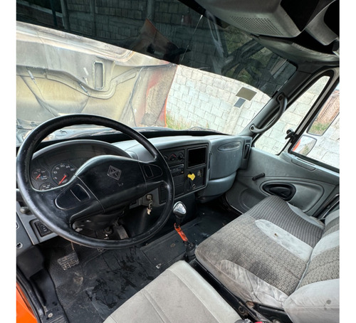 International 4300 Dt 466 Mod. 2007, Pipa De Agua