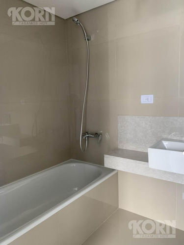 Imagen 18 de 30 de Venta Duplex 4 Ambientes Con Dependencia, Cochera Y Terraza A Estrenar