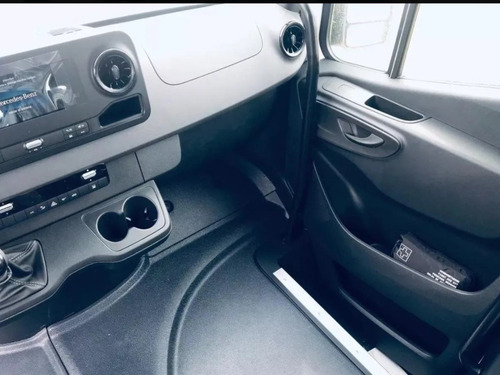 Imagen 8 de 10 de Mercedes-benz Sprinter Minibus 19 + 1 4325
