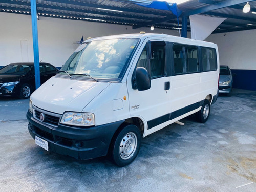 Imagem 7 de 9 de Fiat Ducato Minibus 2011