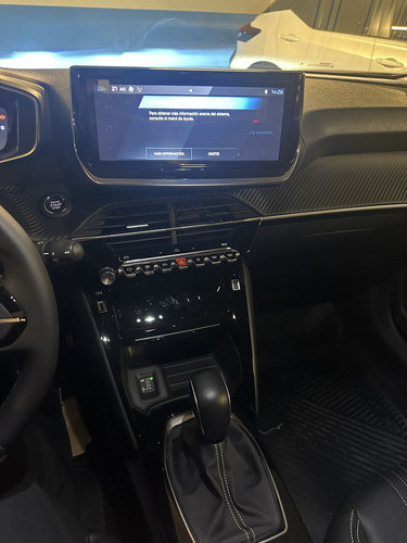 Peugeot 2008 1.0T Gt