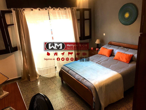 Venta Casa Trinidad Flores 3 Dormitorios Cochera Barbacoa Céntrica