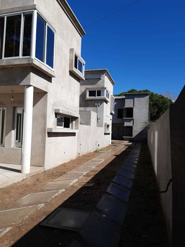 Amplio Y Moderno Duplex En Venta, Terminaciones De Categoria