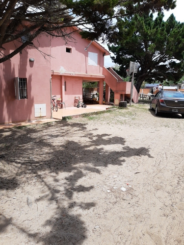 Imagen 4 de 14 de Casa Y Dptos En Gran Lote Propio En Las Toninas