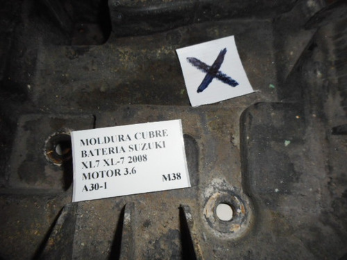 Moldura Cubre Bateria Suzuki Xl7 Xl-7 2008