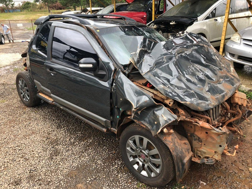 Imagem 4 de 10 de Sucata Fiat Strada Adventure 2015 Flex - Rs Auto Peças
