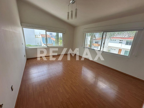 Casa En Venta En Claustros De Satiago