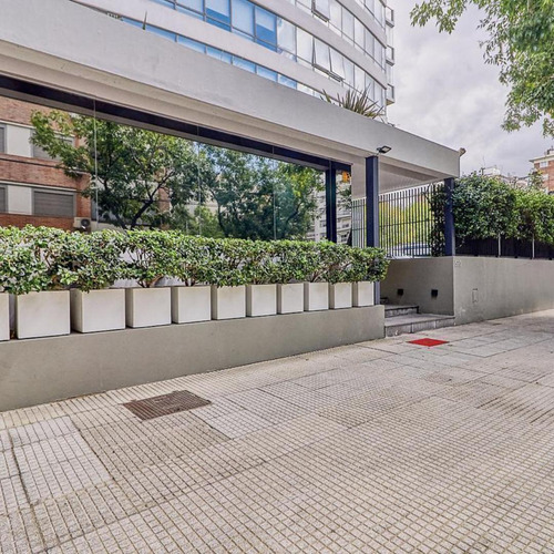 Venta Departamento 4 Ambientes Con Dependencia Y 2 Cocheras