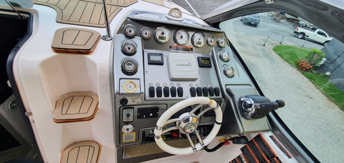 Imagem 4 de 14 de Focker 320 Gt + 2x Volvo 220hp Eletrônico - Porto Do Rio