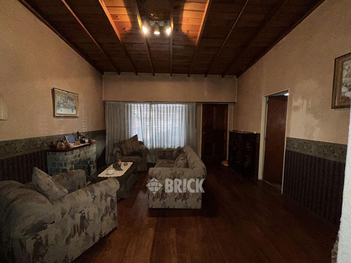 Lote Propio De 7.83x10.35 Metros En Emilio Lamarca Al 3500 - 450 M2 A Construir