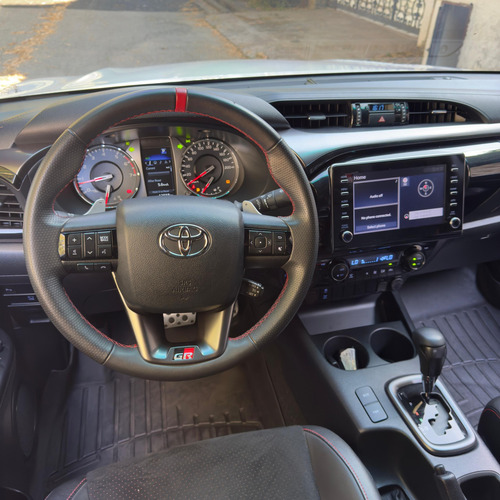 Toyota Hilux Dubai Gr