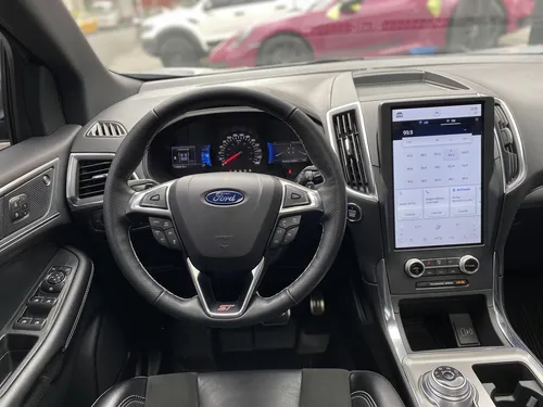 Ford Edge St