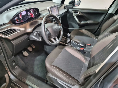 Peugeot 2008 1.6 Feline 5p