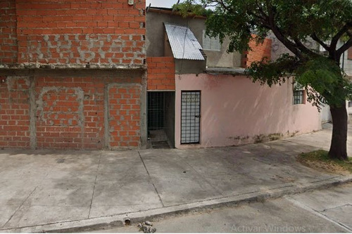 Imagen 1 de 1 de Casa En Venta De 2 Dormitorios En Parque Patricios