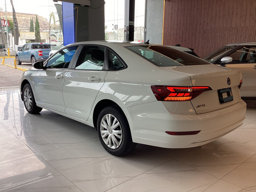 Volkswagen Jetta 1.6 Msi Starline